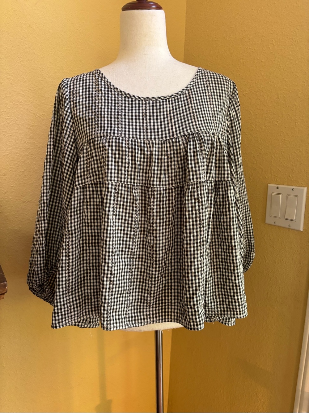Max Studio Black and White Gingham Tiered Peasant Blouse. Medium